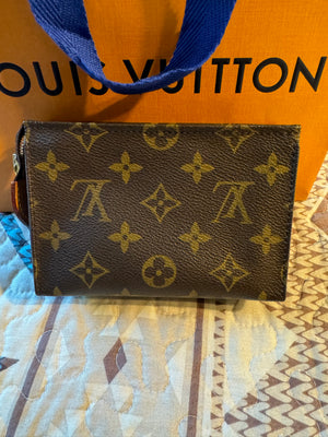 Louis Vuitton Toiletry 15 Pouch